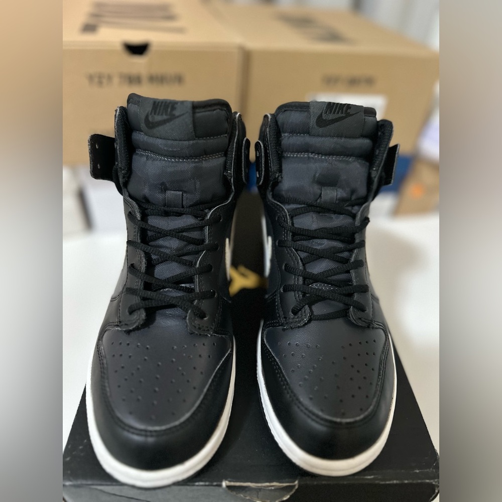 Nike Dunk High
Anthracite White (GS)